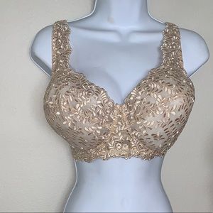 Brand new 36 DD lace bra